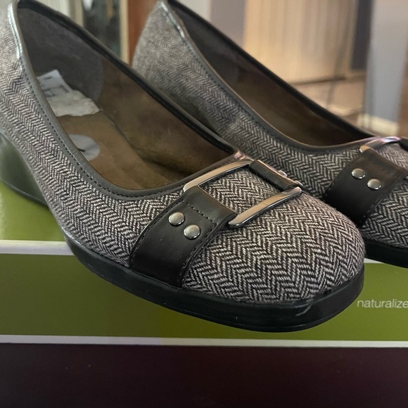 Round Toe Houndstooth Brown Casual Slip On Aerosols Fabric Upper - Picture 3 of 8